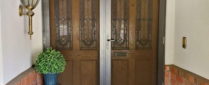 CSS-Why-Burglars-Avoid-Homes-with-Security-Screen-Doors