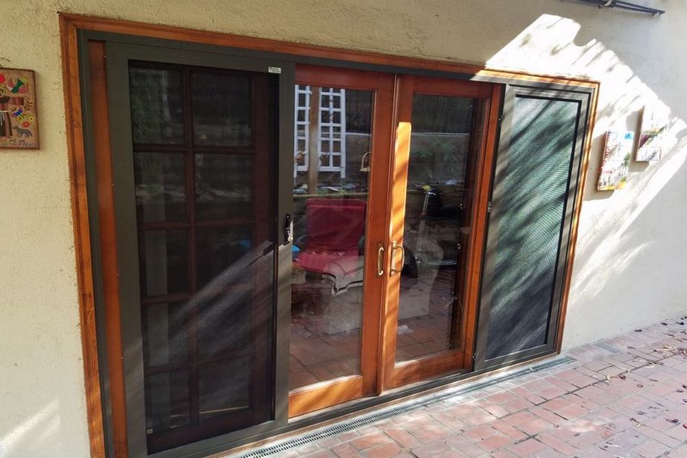 When to Consider Upgrading to Premium Security Screen Doors for Enhanced Protection