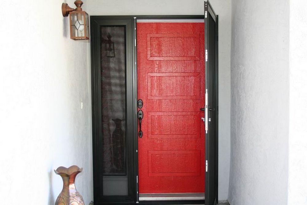 Do Security Screen Doors Affect Airflow?