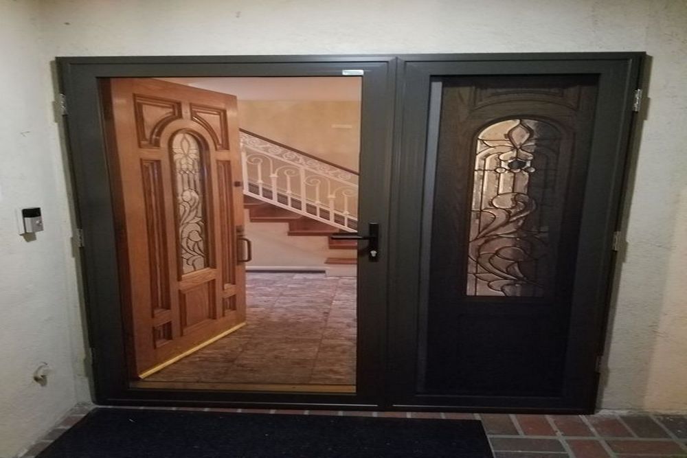 Why More California Homeowners Are Upgrading to Security Screen Doors