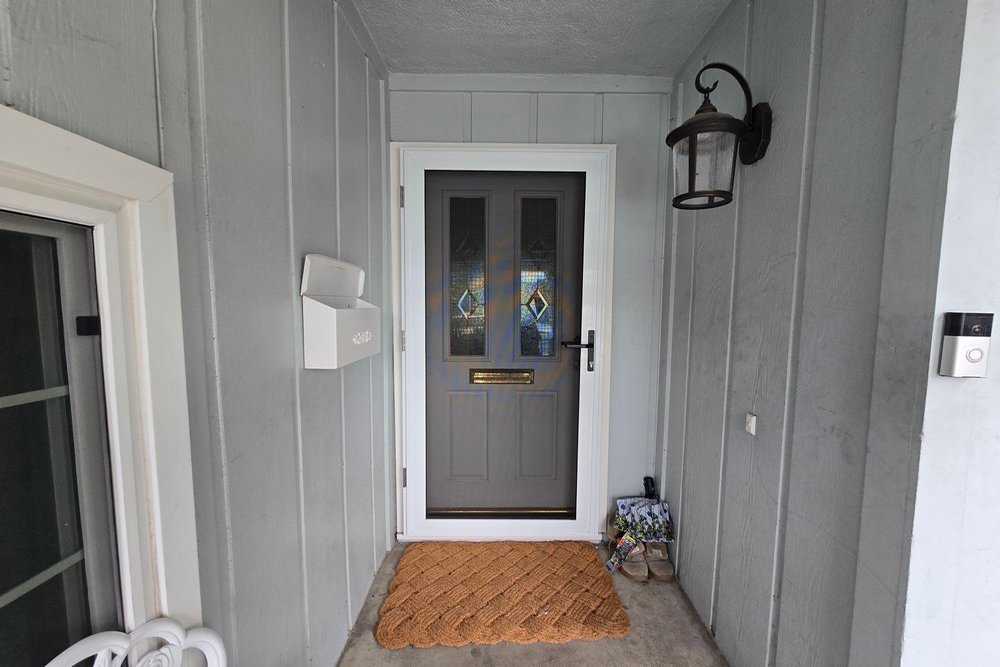 Why Burglars Prefer Homes Without Visible Security Features